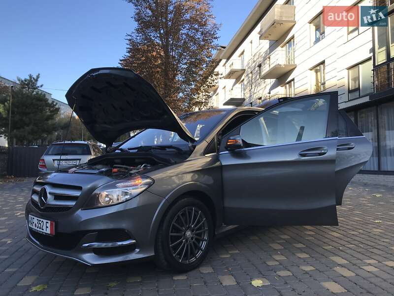 Хетчбек Mercedes-Benz B-Class 2015 в Тернополі