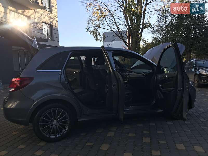 Хетчбек Mercedes-Benz B-Class 2015 в Тернополі