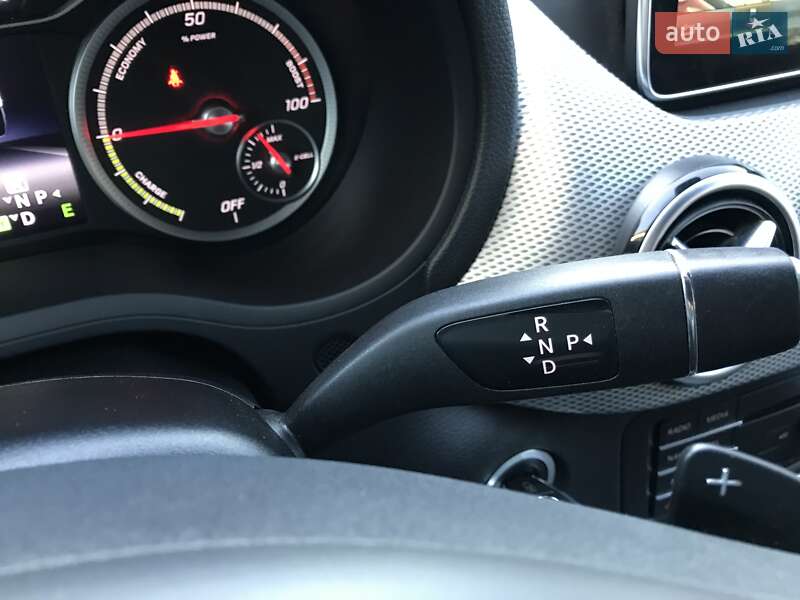 Хетчбек Mercedes-Benz B-Class 2015 в Тернополі