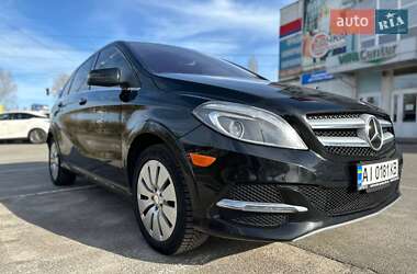 Хэтчбек Mercedes-Benz B-Class 2015 в Киеве