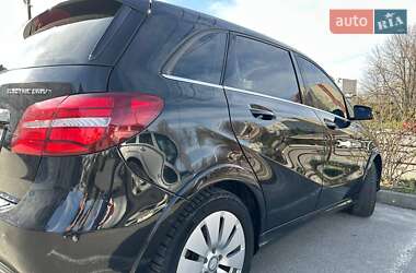 Хэтчбек Mercedes-Benz B-Class 2015 в Киеве