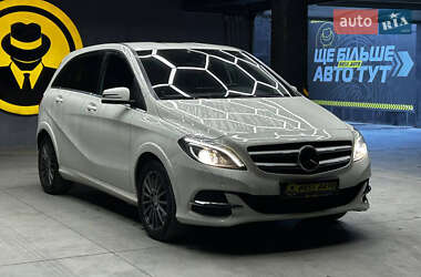 Хетчбек Mercedes-Benz B-Class 2016 в Чернівцях