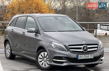 Хетчбек Mercedes-Benz B-Class 2016 в Києві