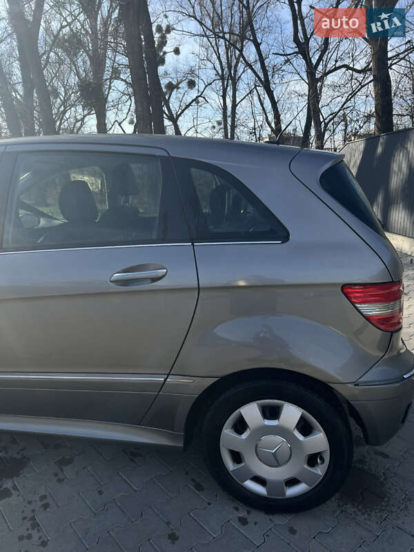 Хэтчбек Mercedes-Benz B-Class 2006 в Черновцах фото 3 Хэтчбек Mercedes-Benz B-Class 2006 в Черновцах