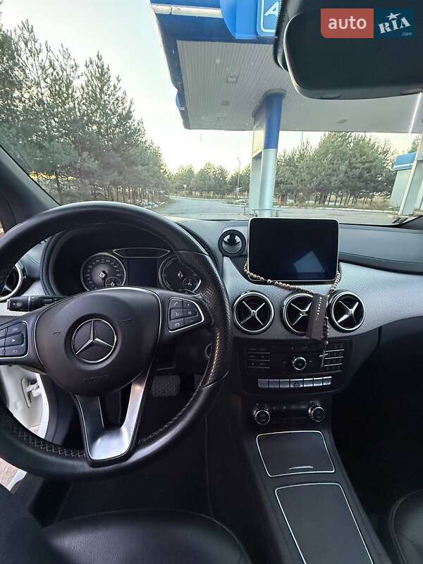 Хэтчбек Mercedes-Benz B-Class 2015 в Золочеве фото 19 Хэтчбек Mercedes-Benz B-Class 2015 в Золочеве