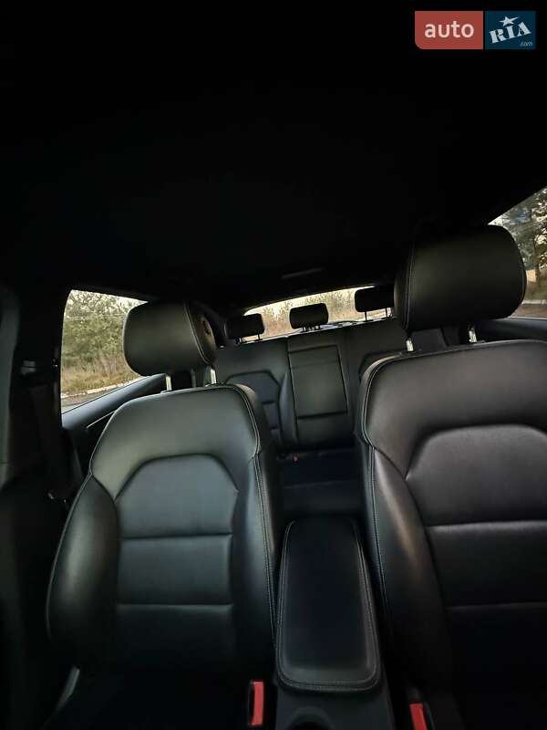 Хэтчбек Mercedes-Benz B-Class 2015 в Золочеве фото 24 Хэтчбек Mercedes-Benz B-Class 2015 в Золочеве