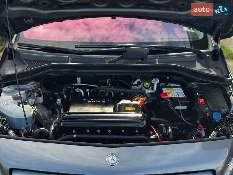 Хетчбек Mercedes-Benz B-Class 2016 в Дрогобичі