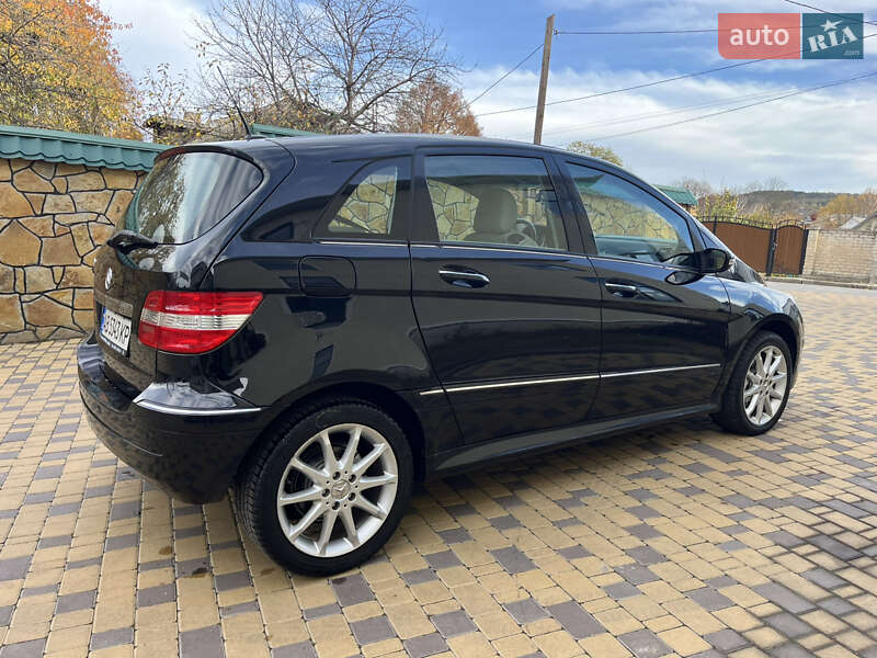 Хетчбек Mercedes-Benz B-Class 2005 в Могилів-Подільському фото 27 Хетчбек Mercedes-Benz B-Class 2005 в Могилів-Подільському