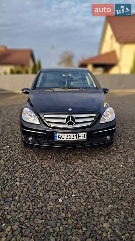 Хэтчбек Mercedes-Benz B-Class 2005 в Нововолынске фото Хэтчбек Mercedes-Benz B-Class 2005 в Нововолынске