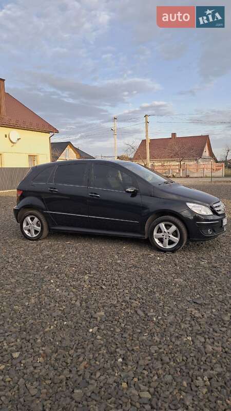 Хэтчбек Mercedes-Benz B-Class 2005 в Нововолынске фото 9 Хэтчбек Mercedes-Benz B-Class 2005 в Нововолынске