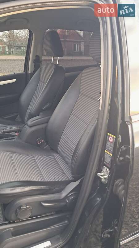 Хэтчбек Mercedes-Benz B-Class 2005 в Нововолынске фото 33 Хэтчбек Mercedes-Benz B-Class 2005 в Нововолынске