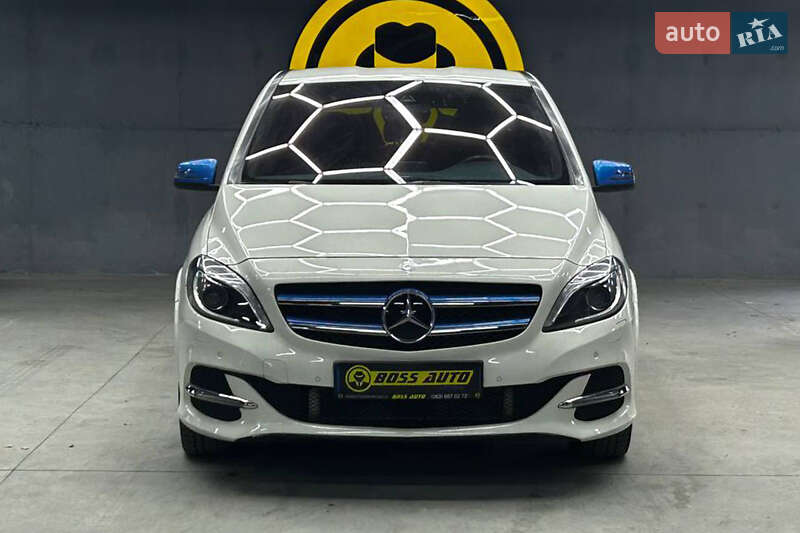 Хэтчбек Mercedes-Benz B-Class 2015 в Черновцах фото 2 Хэтчбек Mercedes-Benz B-Class 2015 в Черновцах