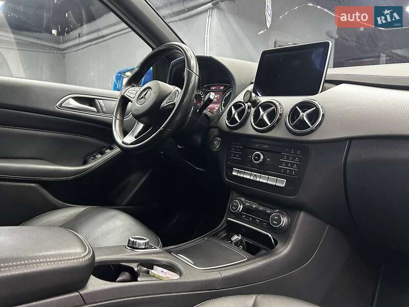 Хэтчбек Mercedes-Benz B-Class 2015 в Черновцах фото 16 Хэтчбек Mercedes-Benz B-Class 2015 в Черновцах