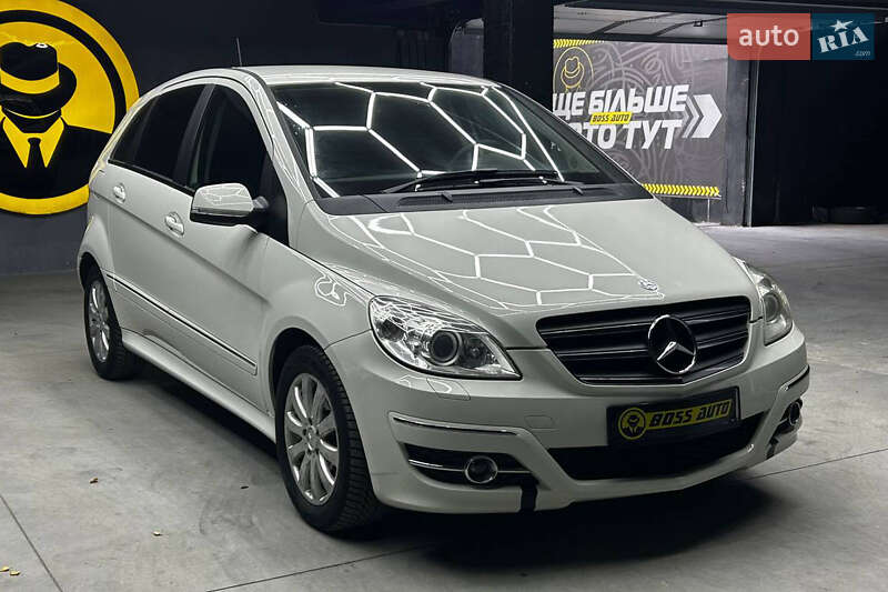 Mercedes-Benz B-Class 2011