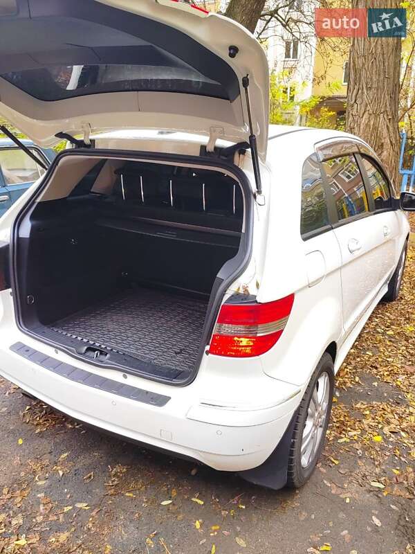 Хетчбек Mercedes-Benz B-Class 2011 в Одесі