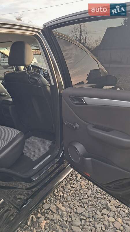 Хэтчбек Mercedes-Benz B-Class 2005 в Нововолынске