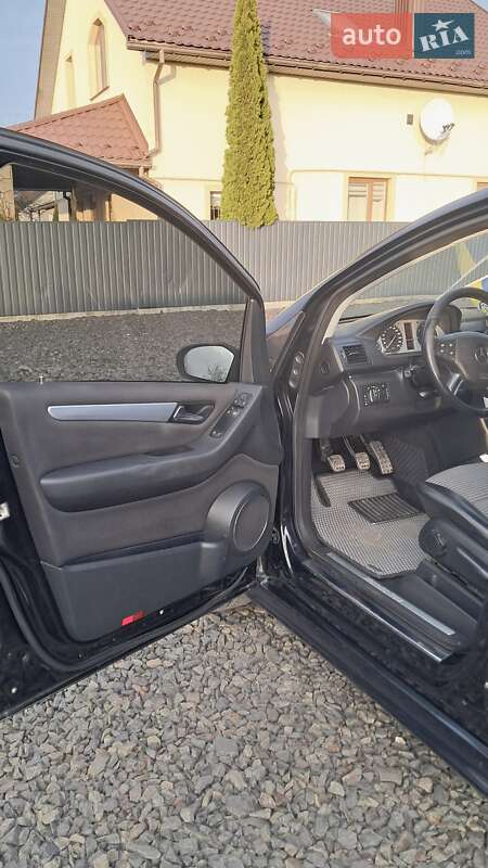 Хэтчбек Mercedes-Benz B-Class 2005 в Нововолынске