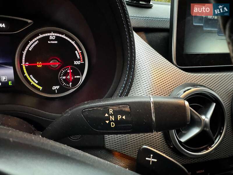 Хэтчбек Mercedes-Benz B-Class 2015 в Киеве