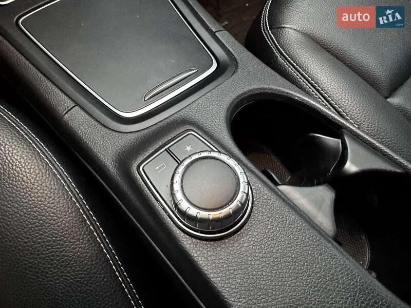 Хэтчбек Mercedes-Benz B-Class 2015 в Киеве