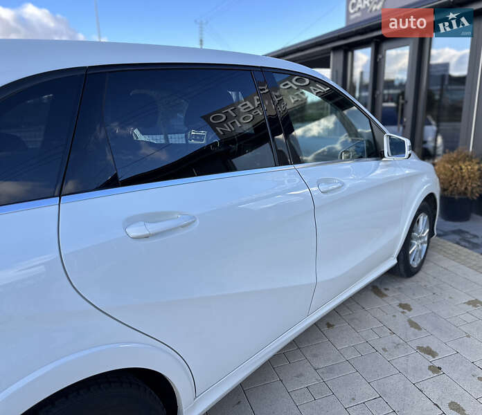 Хетчбек Mercedes-Benz B-Class 2016 в Львові