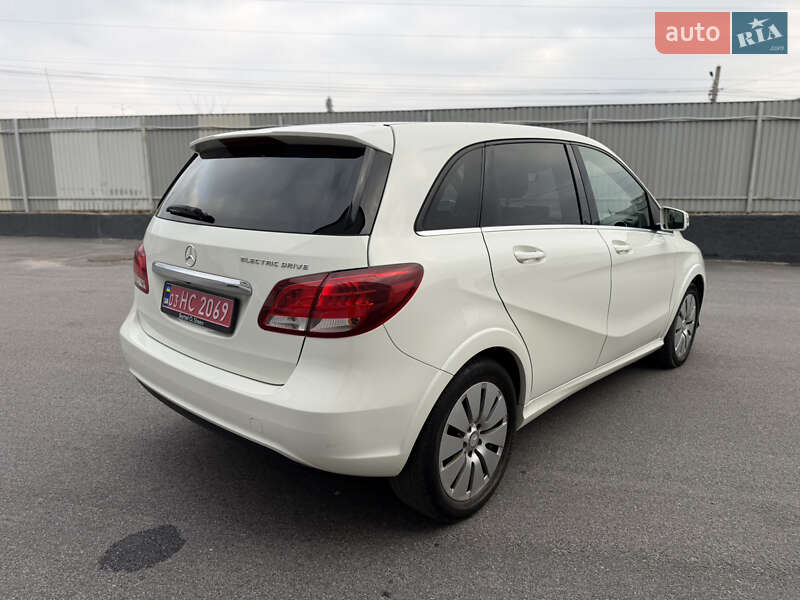 Хетчбек Mercedes-Benz B-Class 2015 в Вінниці