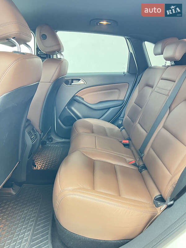 Хетчбек Mercedes-Benz B-Class 2017 в Львові