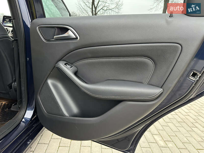 Хэтчбек Mercedes-Benz B-Class 2016 в Дрогобыче
