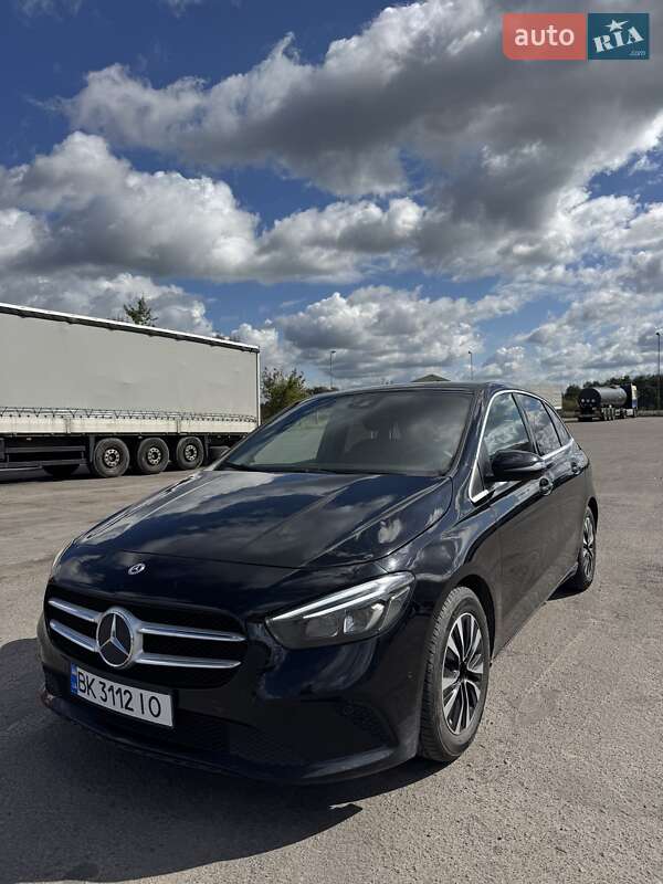Хэтчбек Mercedes-Benz B-Class 2021 в Сарнах