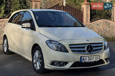Хэтчбек Mercedes-Benz B-Class 2014 в Киеве