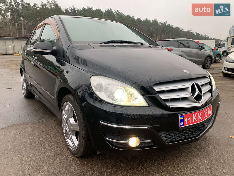 Хэтчбек Mercedes-Benz B-Class 2010 в Киеве