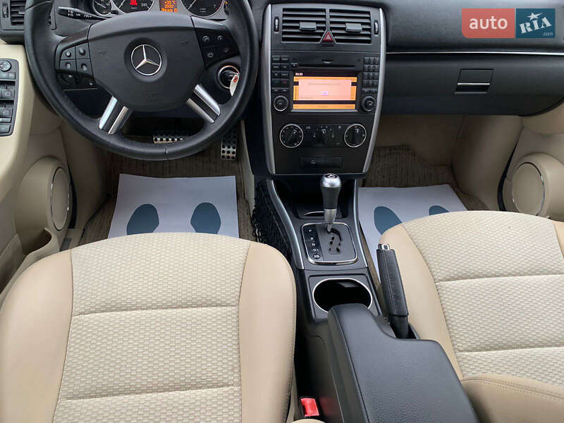 Хэтчбек Mercedes-Benz B-Class 2010 в Киеве