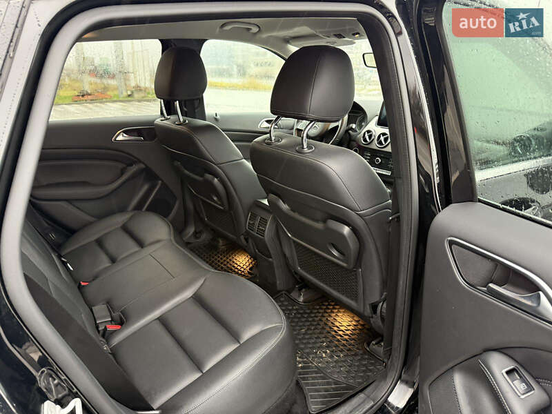 Хетчбек Mercedes-Benz B-Class 2016 в Львові