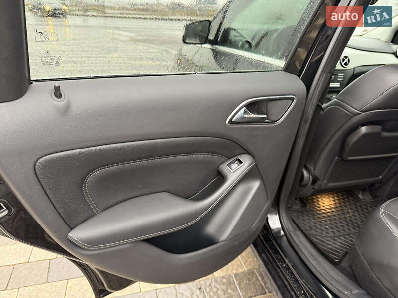 Хетчбек Mercedes-Benz B-Class 2016 в Львові