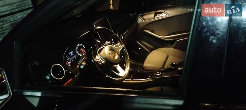 Хэтчбек Mercedes-Benz B-Class 2016 в Житомире