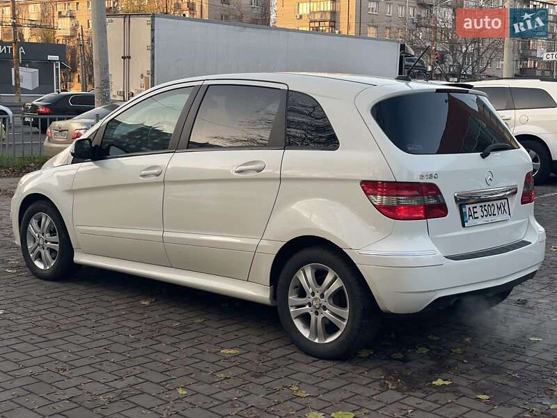 Хэтчбек Mercedes-Benz B-Class 2011 в Днепре