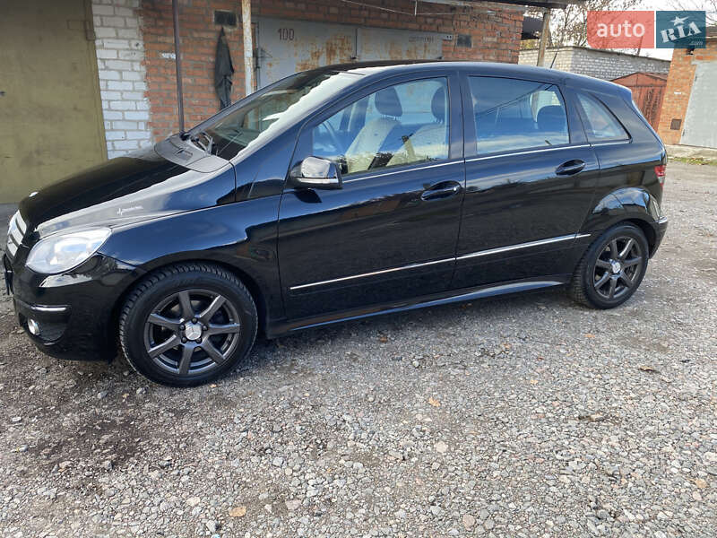 Хэтчбек Mercedes-Benz B-Class 2009 в Первомайске фото 41 Хэтчбек Mercedes-Benz B-Class 2009 в Первомайске