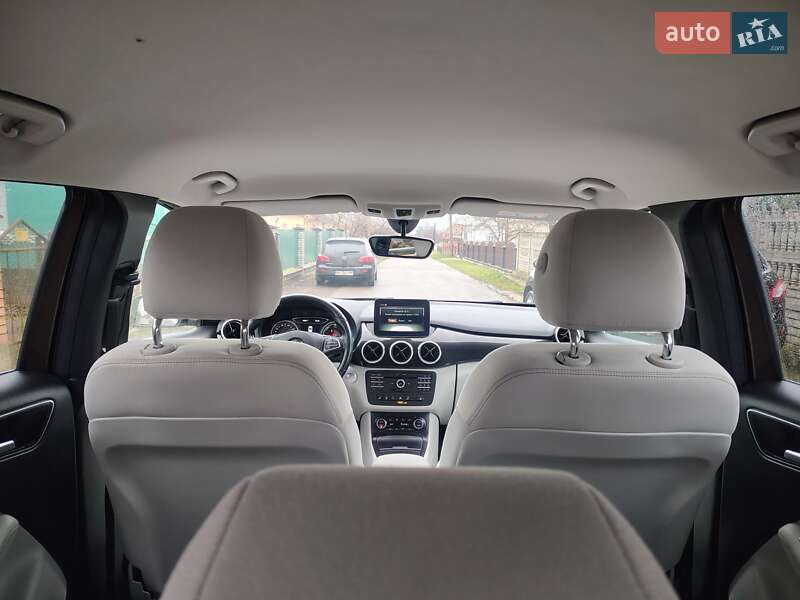 Хэтчбек Mercedes-Benz B-Class 2017 в Дубно