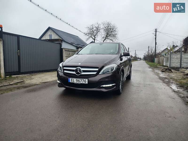 Хэтчбек Mercedes-Benz B-Class 2017 в Дубно
