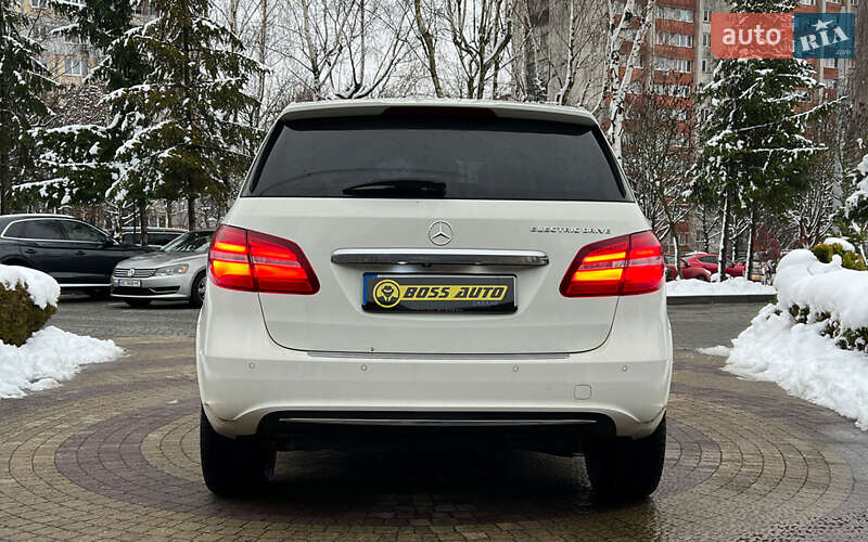 Хэтчбек Mercedes-Benz B-Class 2015 в Львове