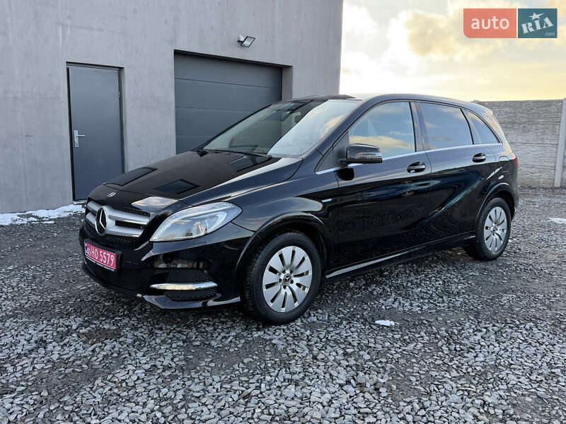 Хэтчбек Mercedes-Benz B-Class 2017 в Ровно фото 5 Хэтчбек Mercedes-Benz B-Class 2017 в Ровно