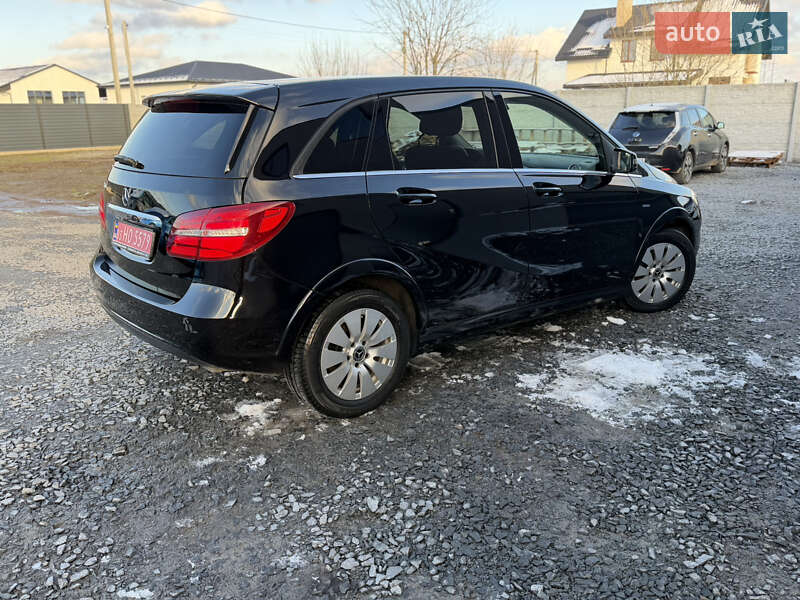 Хэтчбек Mercedes-Benz B-Class 2017 в Ровно фото 27 Хэтчбек Mercedes-Benz B-Class 2017 в Ровно