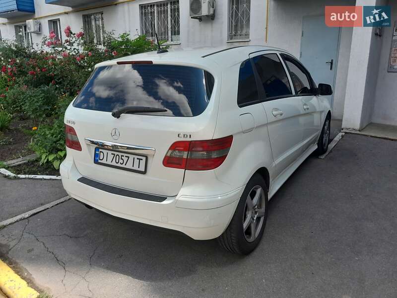 Хэтчбек Mercedes-Benz B-Class 2010 в Кременчуге