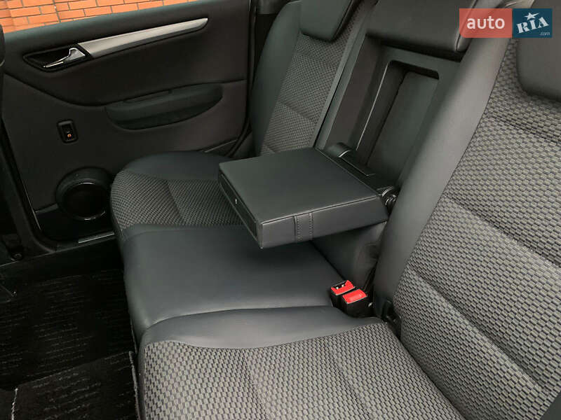 Хэтчбек Mercedes-Benz B-Class 2010 в Киеве