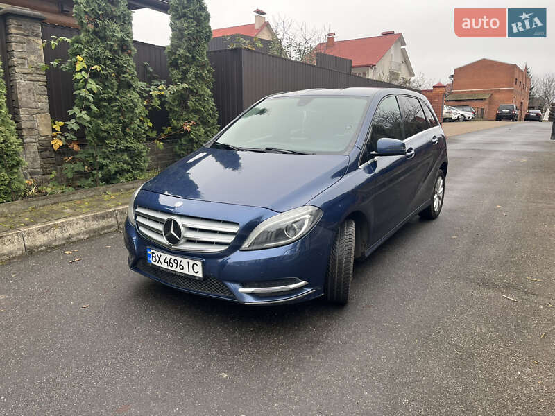 Mercedes-Benz B-Class 2012