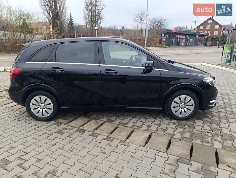 Хетчбек Mercedes-Benz B-Class 2016 в Чернівцях