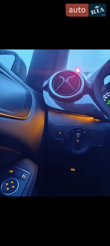 Хетчбек Mercedes-Benz B-Class 2016 в Чернівцях