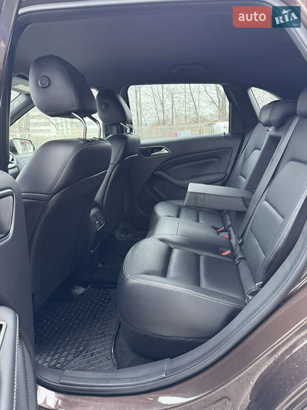 Хетчбек Mercedes-Benz B-Class 2015 в Дніпрі фото 22 Хетчбек Mercedes-Benz B-Class 2015 в Дніпрі