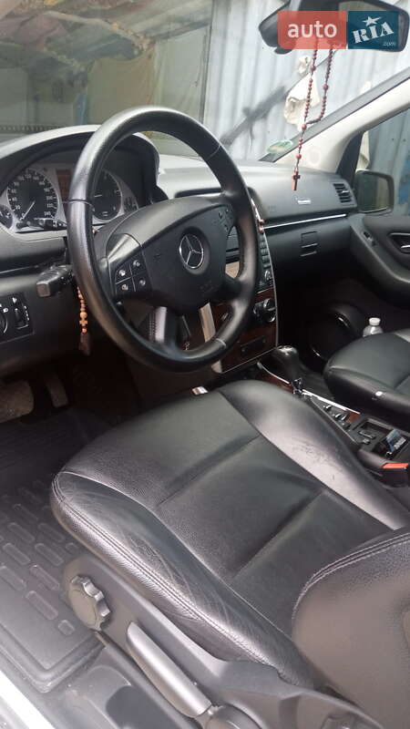Хэтчбек Mercedes-Benz B-Class 2011 в Львове фото 6 Хэтчбек Mercedes-Benz B-Class 2011 в Львове