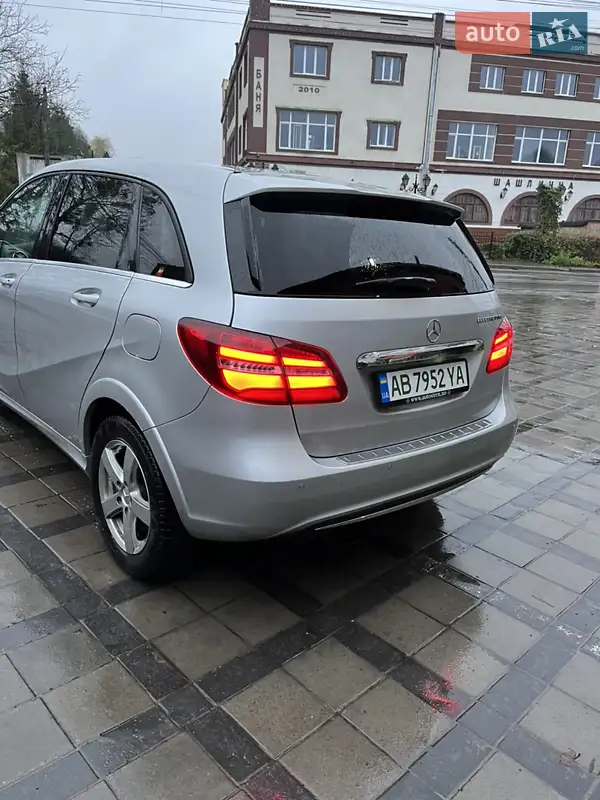 Mercedes-Benz B-Class 2015 VIN WDD2428901J007297 фото оголошення 7 з 38