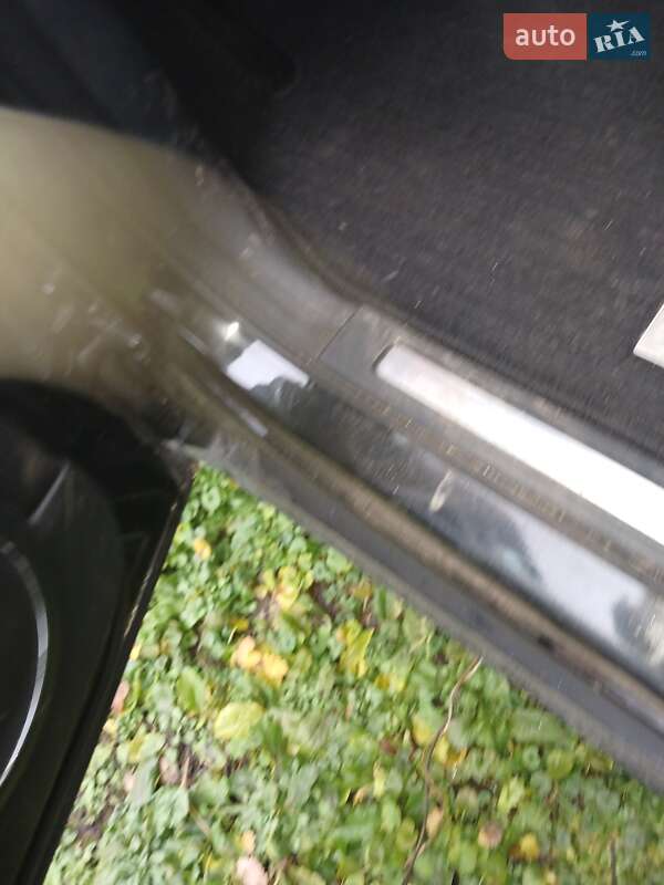 Хэтчбек Mercedes-Benz B-Class 2011 в Обухове фото 12 Хэтчбек Mercedes-Benz B-Class 2011 в Обухове